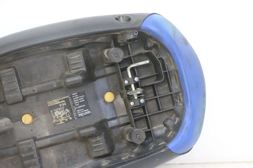 photo de SELLA PEUGEOT LUDIX ONE 50 (2005 - 2008) - Marcature e riferimenti originali