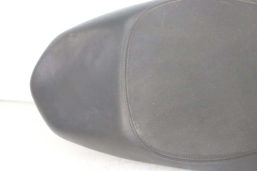 photo de SELLA PEUGEOT STREETZONE I 2T 50 (2018 - 2020) - Focus sulla struttura