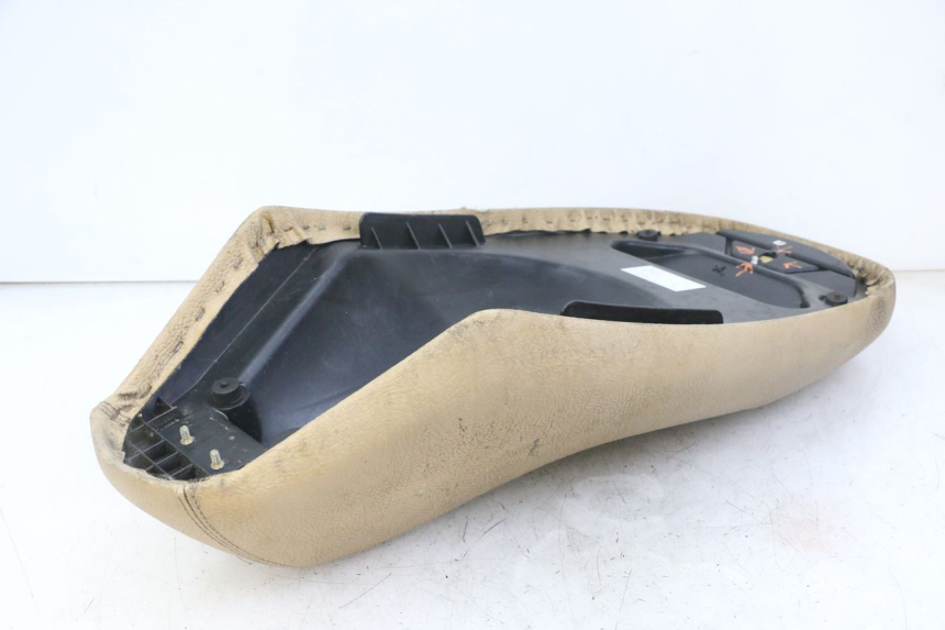 photo de SELLA PEUGEOT VIVACITY 125 (2010 - 2017) - Caratteristiche distintive