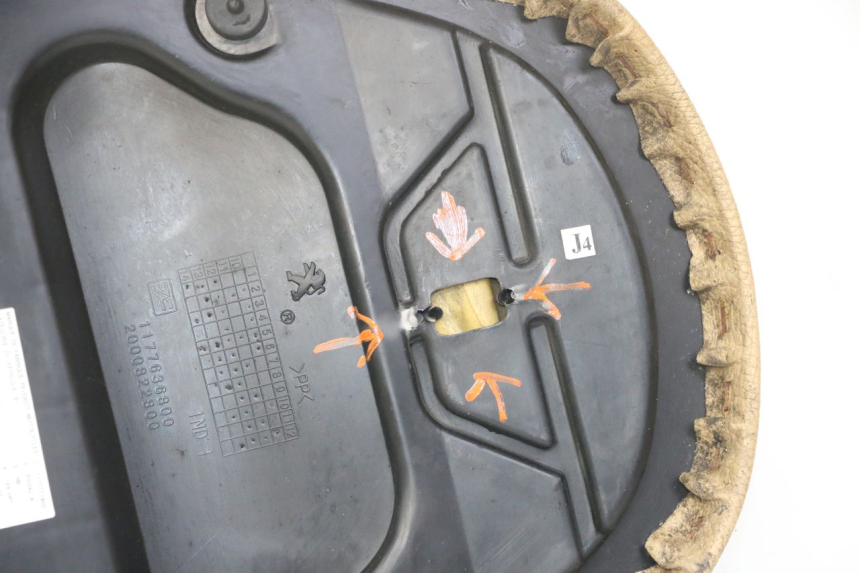 photo de SELLA PEUGEOT VIVACITY 125 (2010 - 2017) - Foto prodotto supplementare