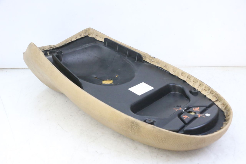 photo de SELLA PEUGEOT VIVACITY 125 (2010 - 2017) - Dettagli dei punti di fissaggio