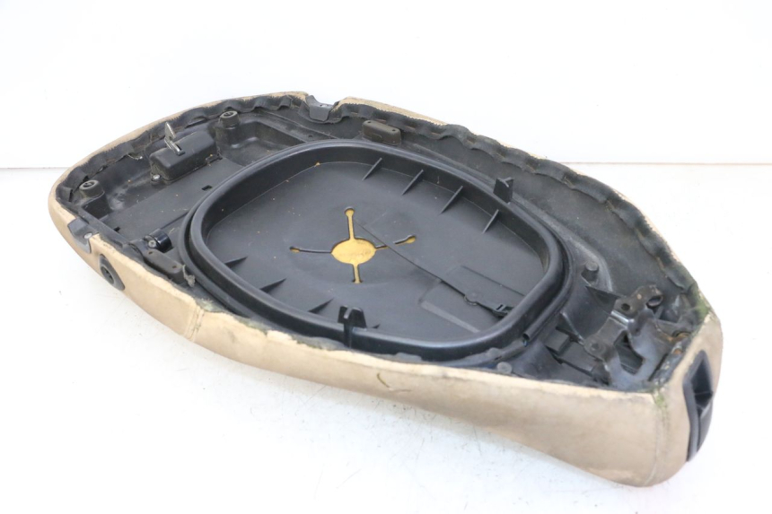 photo de SELLA PIAGGIO VESPA LX 150 (2005 - 2013) - Dettaglio del componente