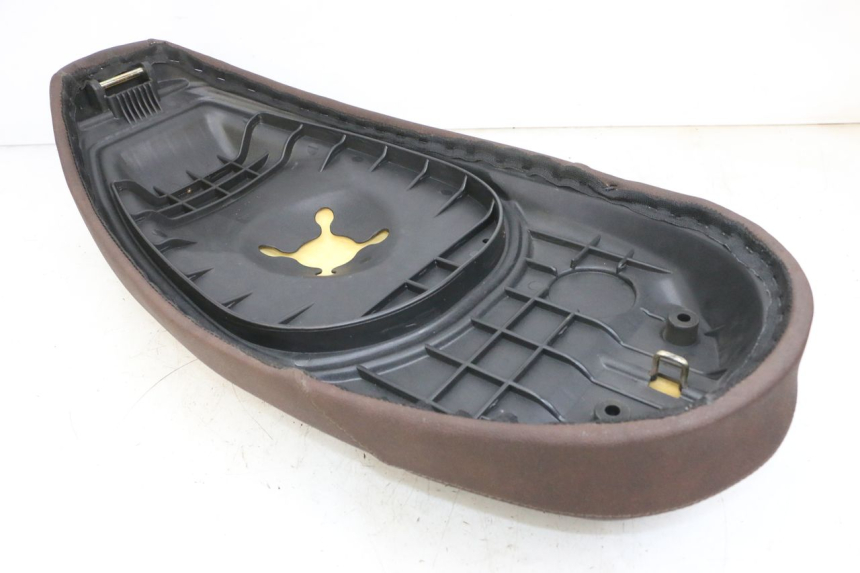 photo de SELLA EFUN PUSA 1 - Dettaglio del componente