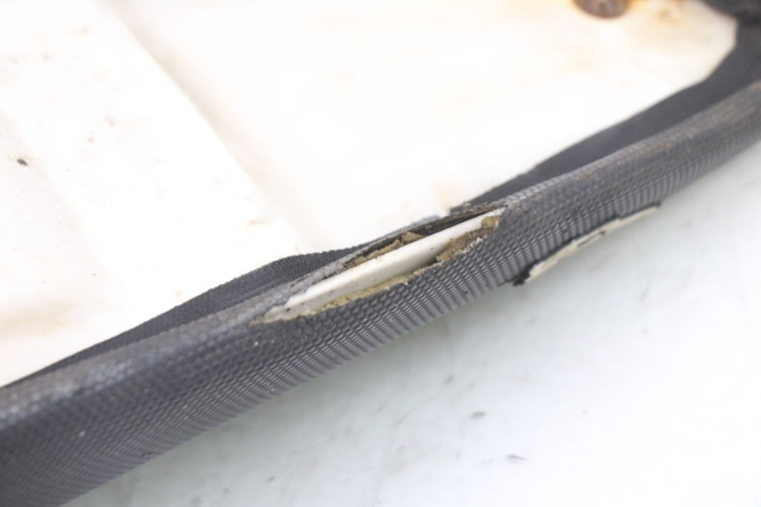 photo de SELLE APOLLO RFZ 125 - Stato della superficie e materiale