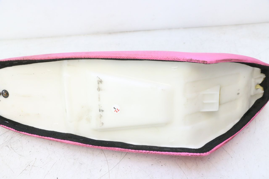 photo de SELLE APOLLO RFZ 150 - Dettagli dei punti di fissaggio