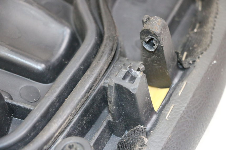 photo de SELLA GILERA RUNNER LC 50 (1997 - 1998) - Altra vista dell'articolo