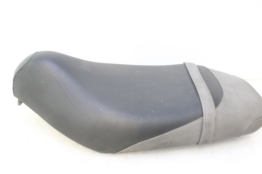 photo de SELLA GILERA RUNNER SP 50 (2002 - 2004) - Dettaglio del componente