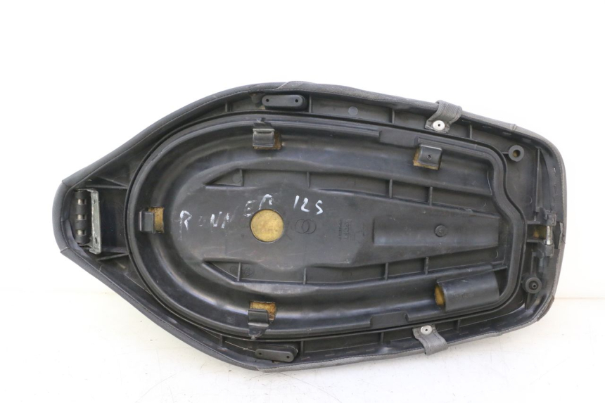 photo de SELLA GILERA RUNNER SP 50 (2002 - 2004) - Zoom sullo stato d'uso