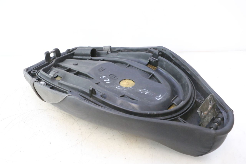 photo de SELLA GILERA RUNNER SP 50 (2002 - 2004) - Ricambio usato controllato