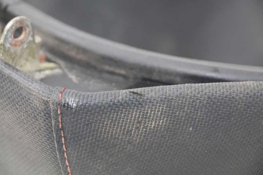 photo de SELLA DAELIM S4 50 (2010 - 2015) - Stato della superficie e materiale