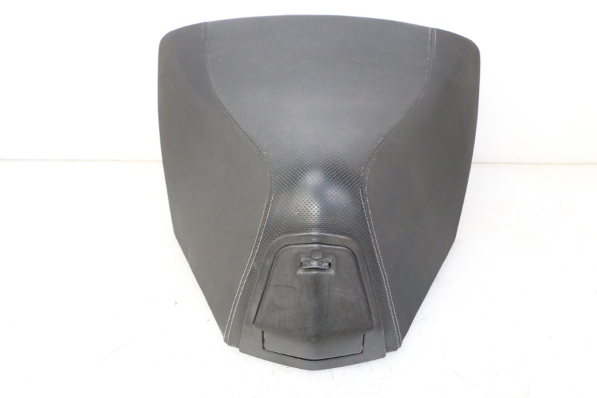 photo de SELLA PEUGEOT SATELIS 125 (2013 - 2018) - Altra vista dell'articolo