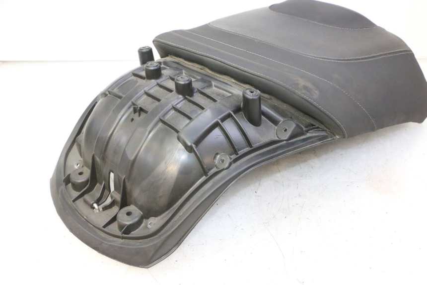 photo de SELLA PEUGEOT SATELIS 125 (2013 - 2018) - Vista principale