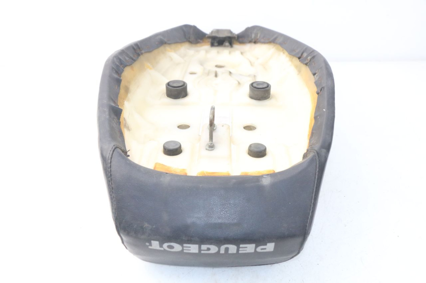 photo de SELLA PEUGEOT SC 50 (1988 - 1992) - Altra angolazione