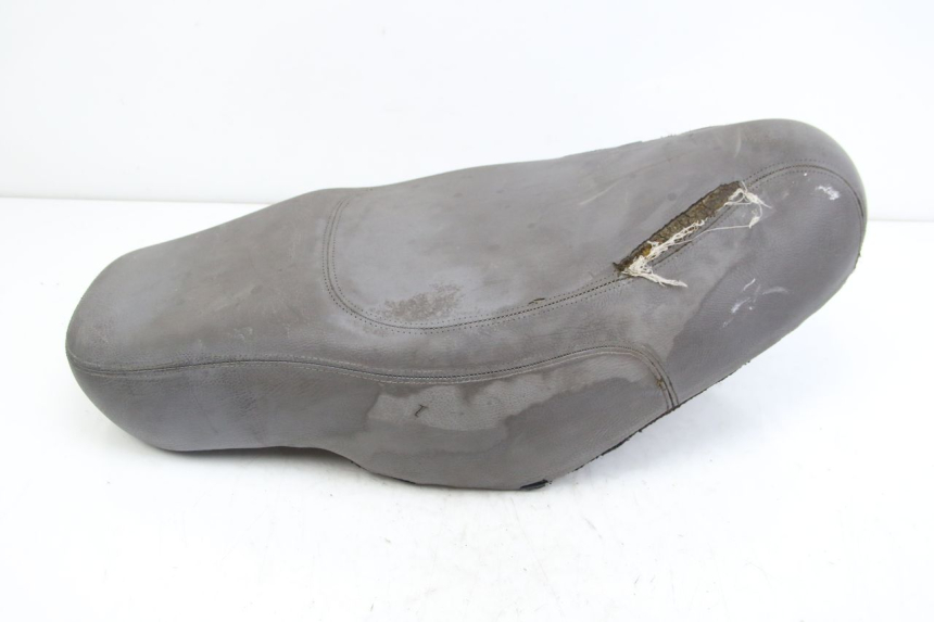 photo de SELLE APRILIA SCARABEO 4T 50 (2009 - 2017) - Primo piano tecnico