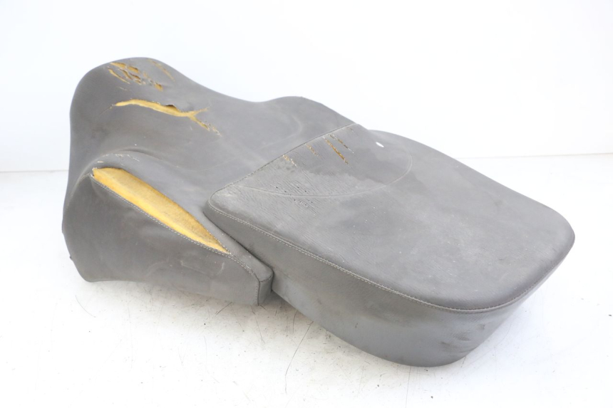 photo de SELLA APRILIA SCARABEO GT 125 (1999 - 2007) - Zoom sui componenti