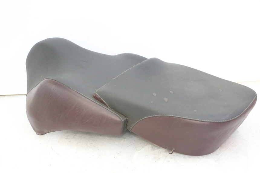 photo de SELLA APRILIA SCARABEO GT TOURING 125 (1999 - 2005) - Altra vista dell'articolo