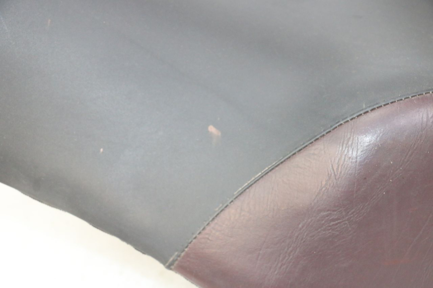 photo de SELLA APRILIA SCARABEO GT TOURING 125 (1999 - 2005) - Zoom sui componenti