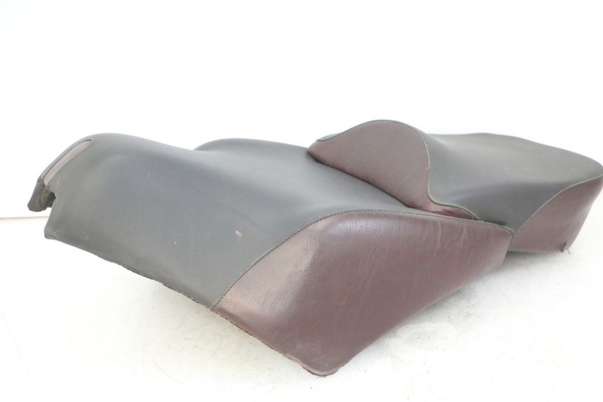 photo de SELLA APRILIA SCARABEO GT TOURING 125 (1999 - 2005) - Primo piano ad alta risoluzione