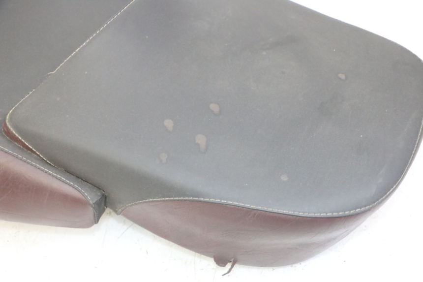 photo de SELLA APRILIA SCARABEO GT TOURING 125 (1999 - 2005) - Marcature e riferimenti originali