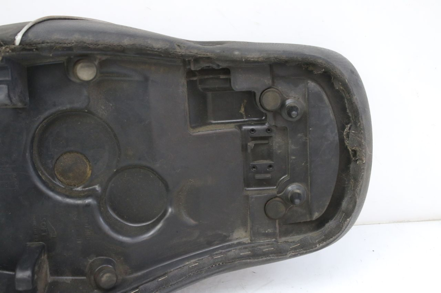 photo de SELLE APRILIA SCARABEO 100 (2003 - 2012) - Primo piano ad alta risoluzione