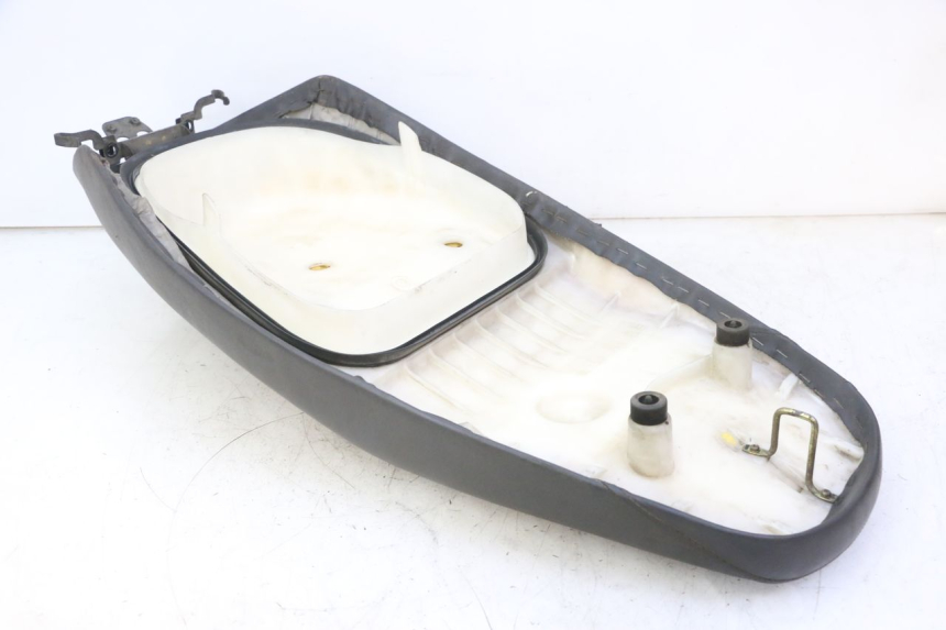 photo de SELLE HONDA SCV LEAD 100 (2003 - 2007) - Vista d'insieme del prodotto