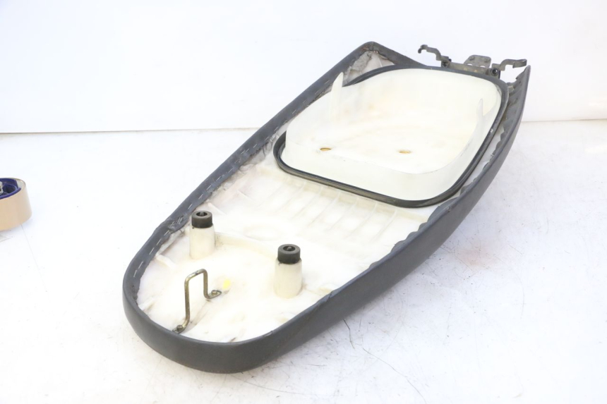 photo de SELLE HONDA SCV LEAD 100 (2003 - 2007) - Stato della superficie e materiale