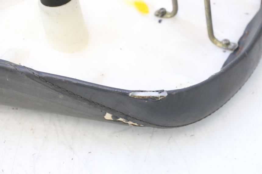photo de SELLE HONDA SCV LEAD 100 (2003 - 2007) - Dettagli dei punti di fissaggio
