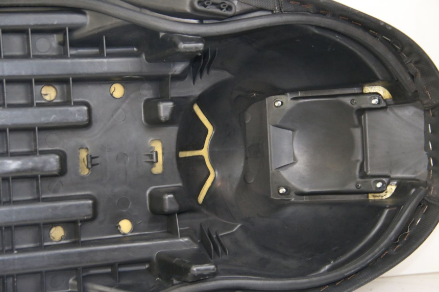 photo de SELLA MBK SKYCRUISER 125 (2006 - 2009) - Dettagli dei punti di fissaggio