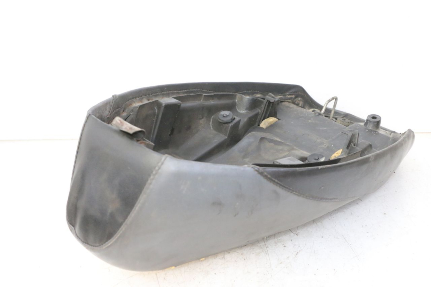 photo de SELLA PEUGEOT SPEEDAKE 50 (1995 - 1997) - Primo piano tecnico