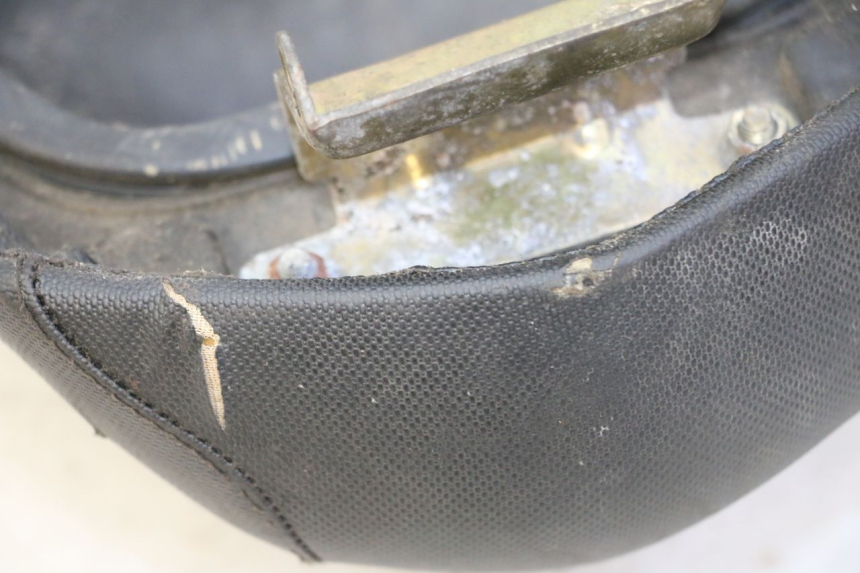 photo de SELLA PEUGEOT SPEEDFIGHT 3 AIR 50 (2009 - 2015) - Zoom sullo stato d'uso