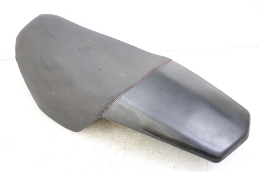 photo de SELLA PEUGEOT SPEEDFIGHT 4 2T 50 (2015 - 2019) - Caratteristiche distintive