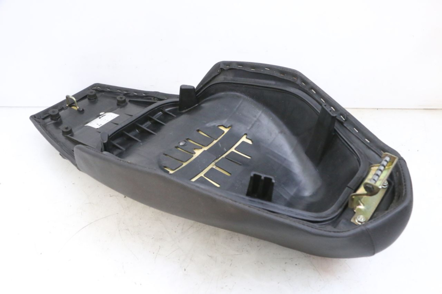 photo de SELLA PEUGEOT SPEEDFIGHT 4 4T EFI 50 (2021 - 2025) - Dettaglio del componente