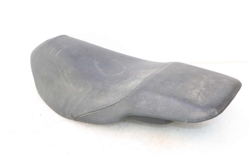 photo de SELLE PEUGEOT SPEEDFIGHT LC 50 (1996 - 2002) - Zoom sui componenti