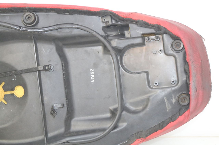 photo de SELLE APRILIA SR 2T 50 (2012 - 2017) - Caratteristiche distintive