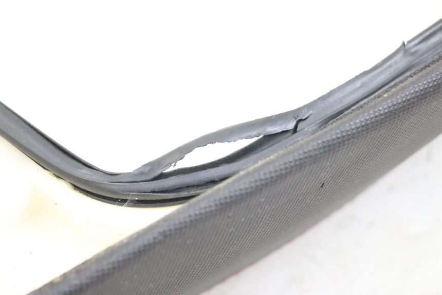 photo de SELLA VASTRO STREET X 4T 50 (2016 - 2021) - Stato della superficie e materiale