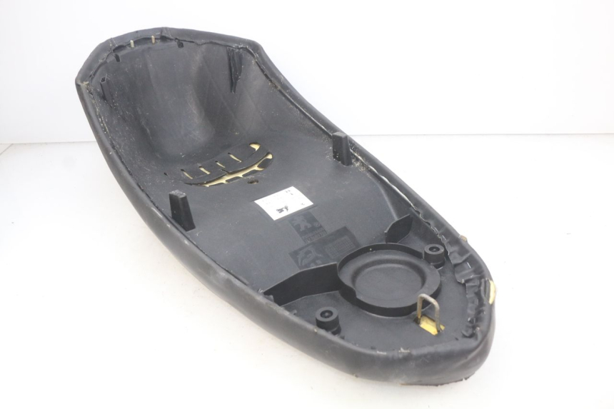 photo de SELLE PEUGEOT STREETZONE 4T 50 (2018 - 2023) - Ricambio usato controllato