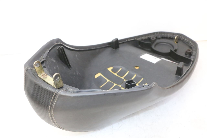 photo de SELLA PEUGEOT STREETZONE I 2T 50 (2018 - 2020) - Dettaglio del componente