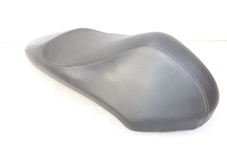 photo de SELLA PEUGEOT STREETZONE I 2T 50 (2018 - 2020) - Caratteristiche distintive