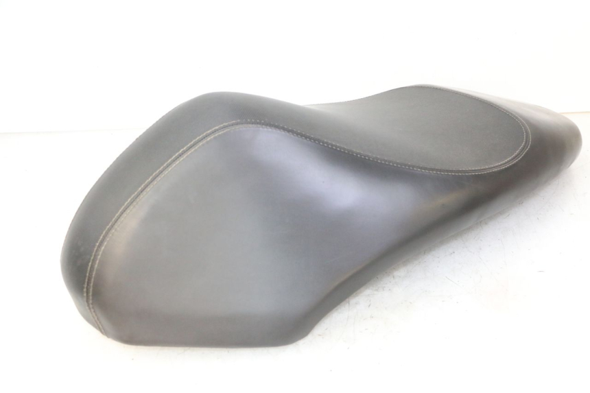 photo de SELLA PEUGEOT STREETZONE I 2T 50 (2018 - 2020) - Primo piano ad alta risoluzione