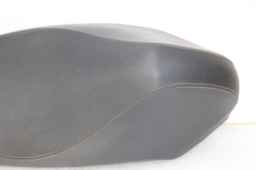 photo de SELLA PEUGEOT STREETZONE I 2T 50 (2018 - 2020) - Focus sulla struttura