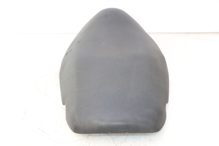 photo de SELLA KYMCO SUPER 8 2T 50 (2007 - 2013) - Marcature e riferimenti originali