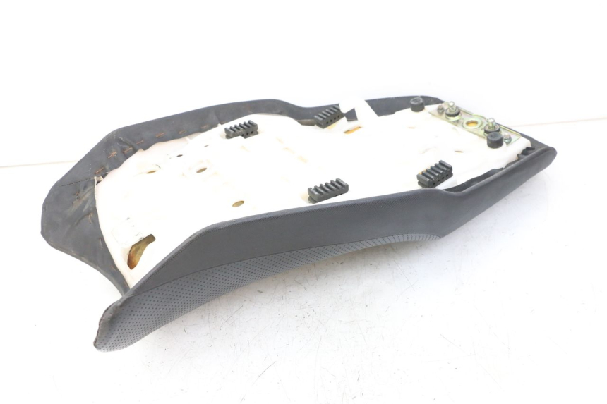 photo de SELLA SUZUKI GSF S BANDIT 600 (2000 - 2004) - Zoom sullo stato d'uso