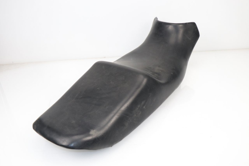 photo de SELLA SUZUKI GSX F GSXF 750 (1988 - 1998) - Dettagli dei punti di fissaggio