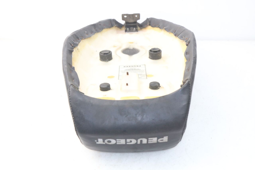 photo de SELLA PEUGEOT SX 80 (1986 - 1995) - Primo piano ad alta risoluzione