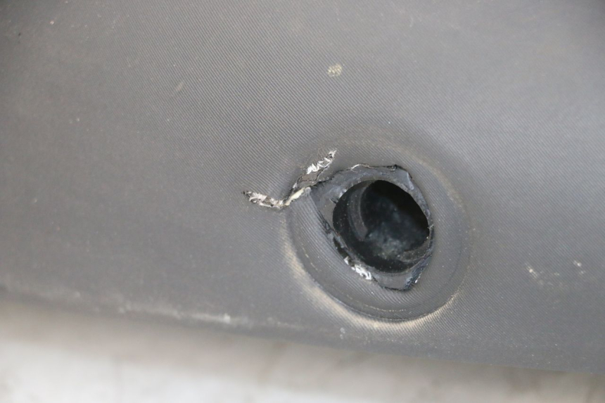 photo de SELLE APRILIA SXR 50 (2021 - 2023) - Stato della superficie e materiale