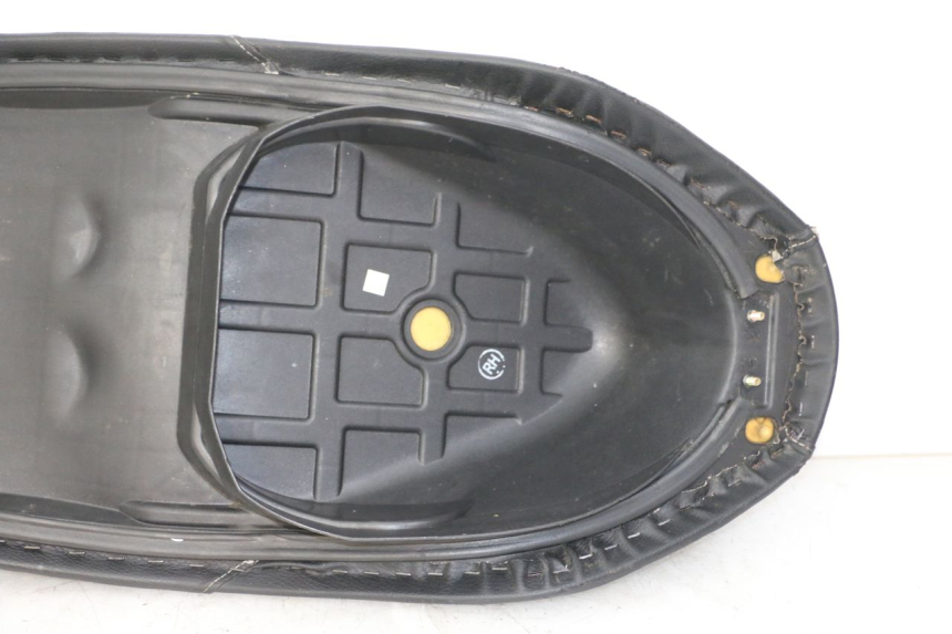 photo de SELLE SYM JET 14 4T 50 (2018 - 2022) - Zoom sui componenti