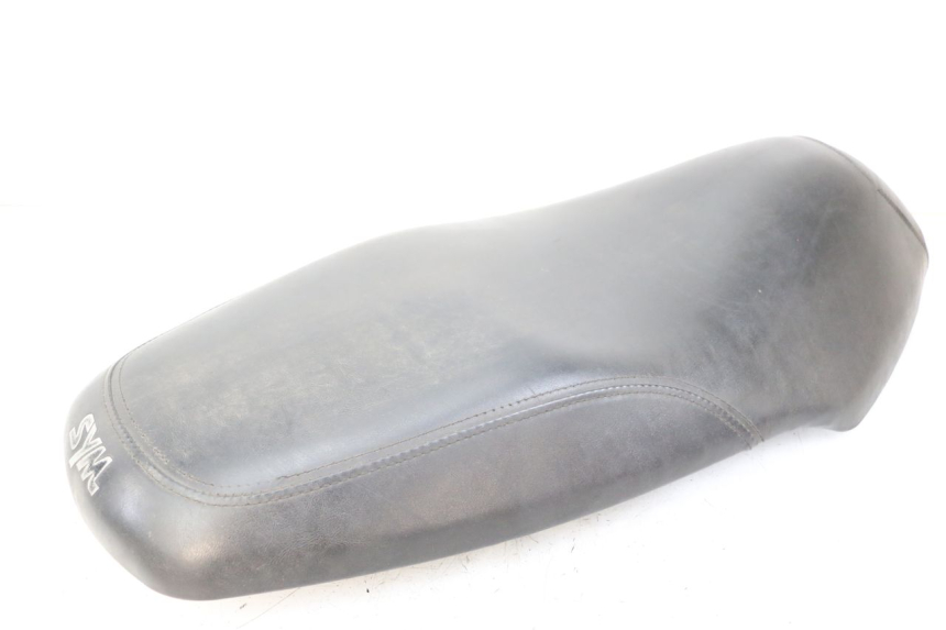 photo de SELLE SYM ORBIT III 3 4T 50 (2018 - 2021) - Zoom sui componenti