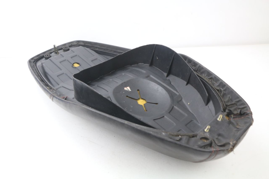 photo de SELLA SYM SYMPHONY 50 (2009 - 2015) - Dettagli dei punti di fissaggio