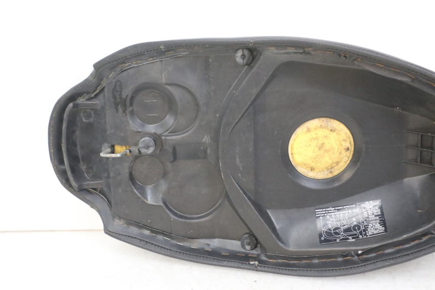 photo de SELLE PEUGEOT TKR TREKKER FURIOUS 50 (2005 - 2014) - Foto prodotto supplementare