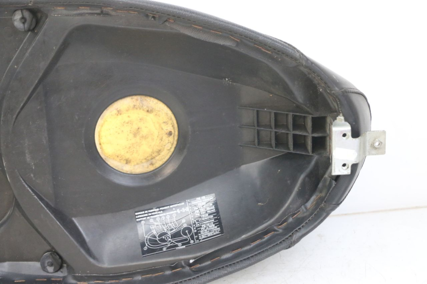photo de SELLE PEUGEOT TKR TREKKER FURIOUS 50 (2005 - 2014) - Ispezione visiva dettagliata